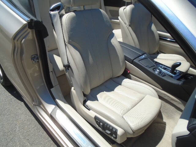 Used 2012 BMW 650i xDrive Convertible w/ Premium Sound Pkg AWD/4WD image 11