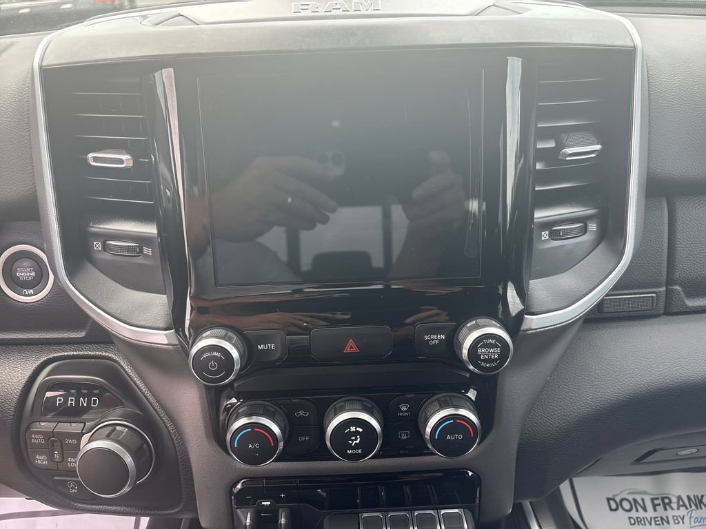 Used 2022 RAM 1500 Big Horn AWD/4WD image 15