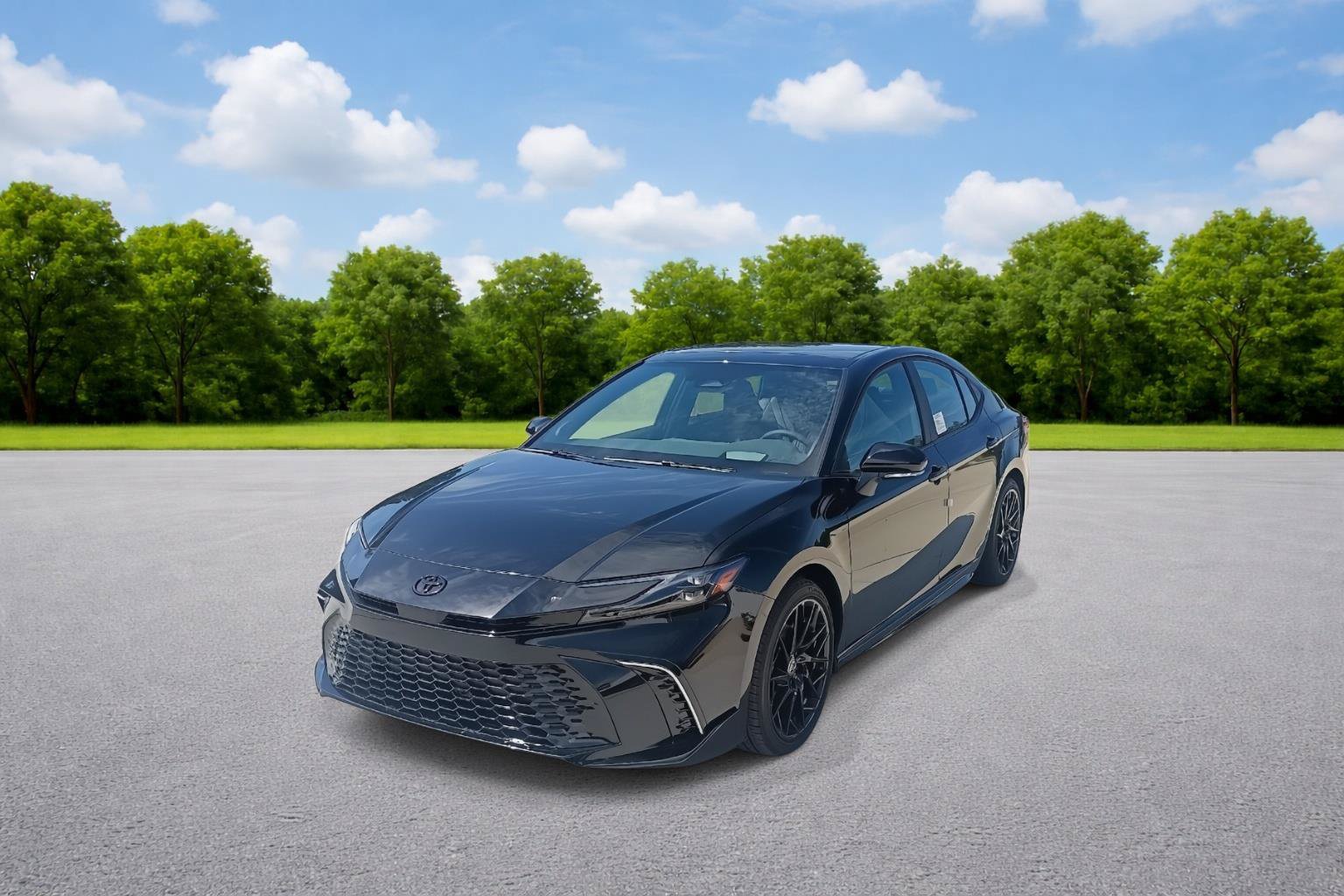 New 2026 Toyota Camry XSE FWD image 3