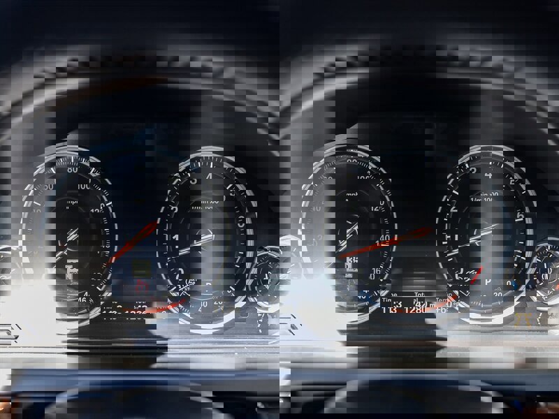 Used 2015 BMW 740Li image 30