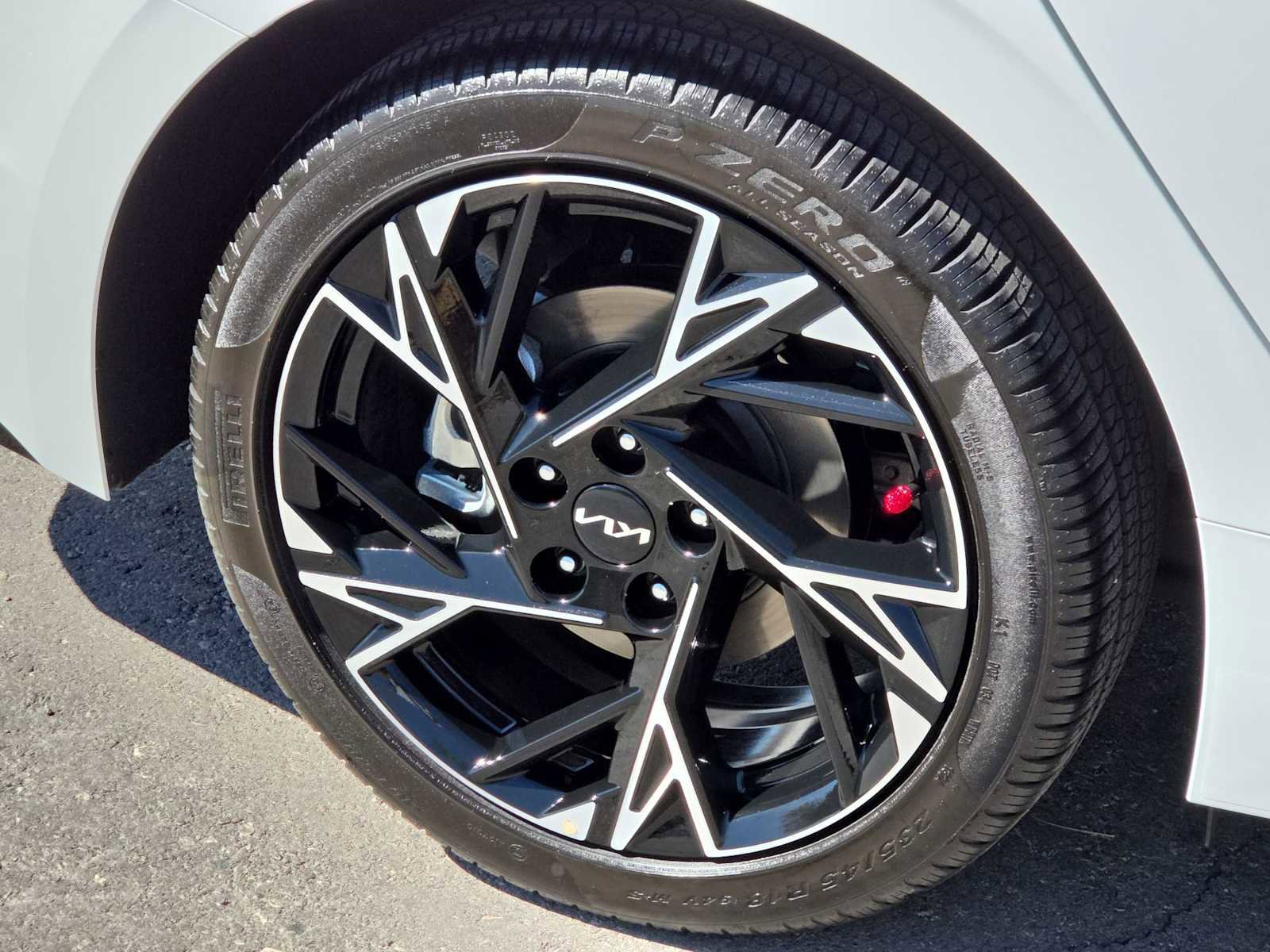 Used 2025 Kia K5 GT-Line w/ GT-Line Premium Package image 11