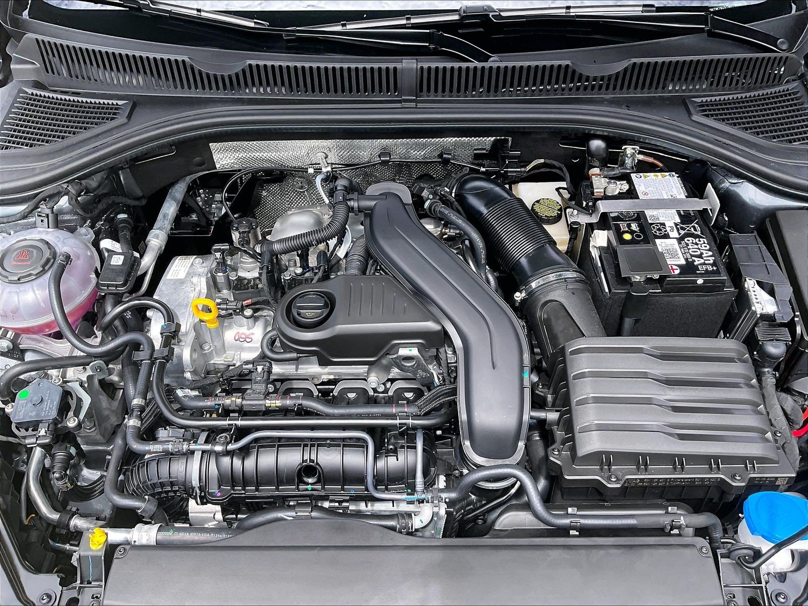 New 2026 Volkswagen Jetta SE FWD image 9