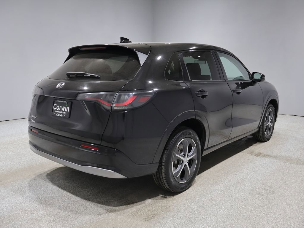 Used 2024 Honda HR-V EX-L image 2