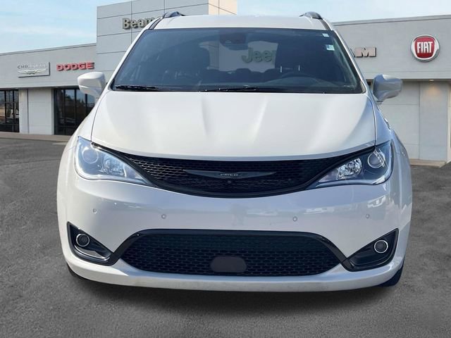 Used 2020 Chrysler Pacifica Touring-L w/ Advanced Safetytec Group image 2
