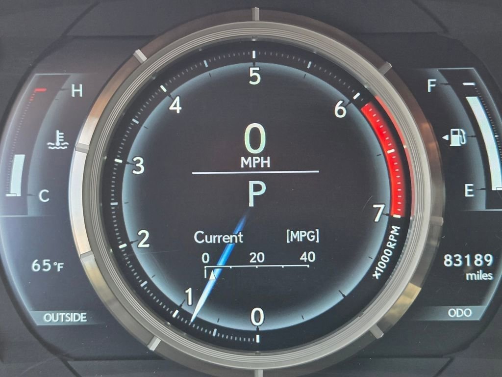 Used 2016 Lexus IS 200t w/ F Sport Package RWD image 35