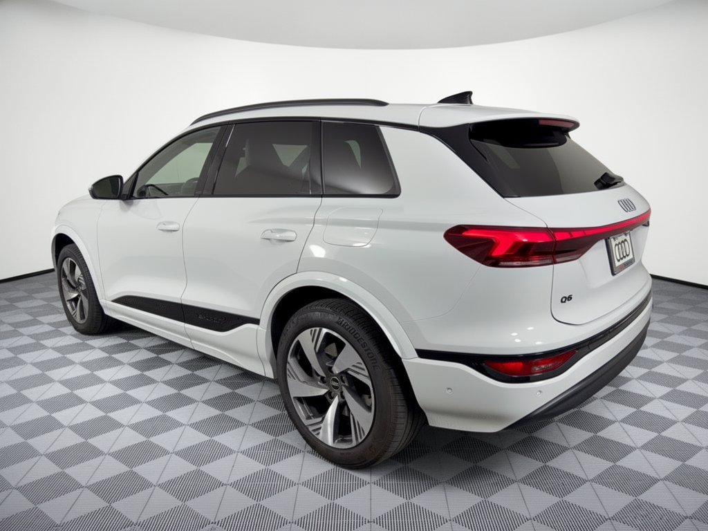 Certified 2025 Audi Q6 e-tron Premium Plus w/ Premium Plus AWD/4WD image 3