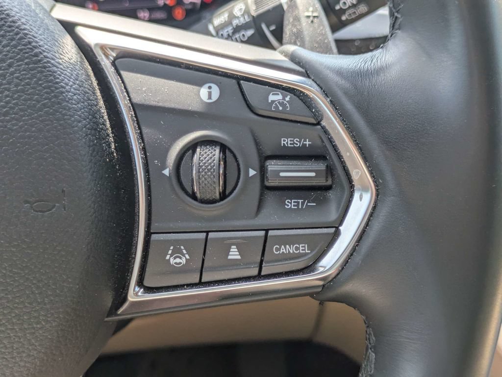 Used 2025 Acura MDX w/ Technology Package FWD image 29