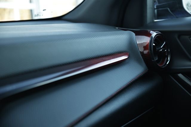 Used 2025 Chevrolet Equinox RS image 39