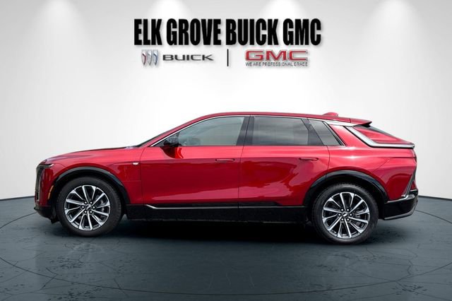 Used 2024 Cadillac Lyriq Sport RWD image 7