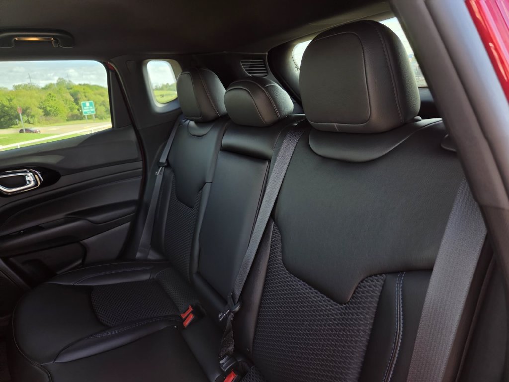 New 2027 Jeep Compass Latitude AWD/4WD image 27