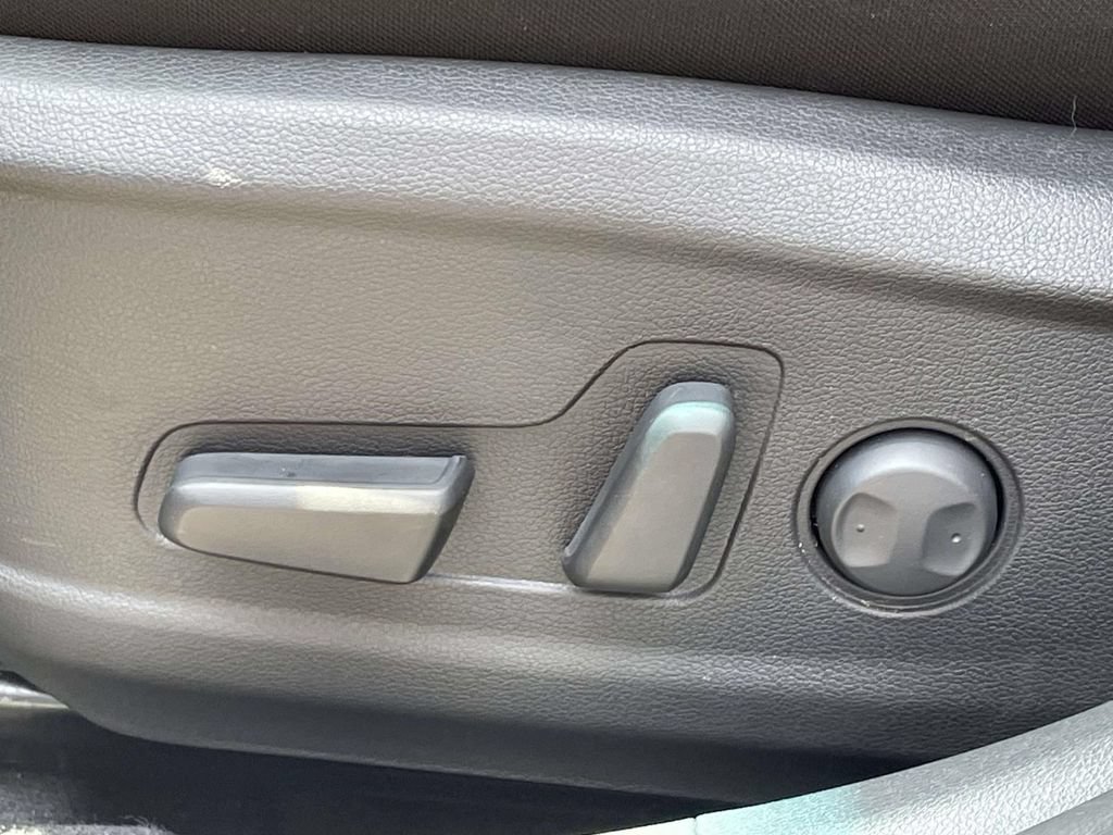 Certified 2023 Hyundai Kona SEL w/ Convenience Package AWD/4WD image 17