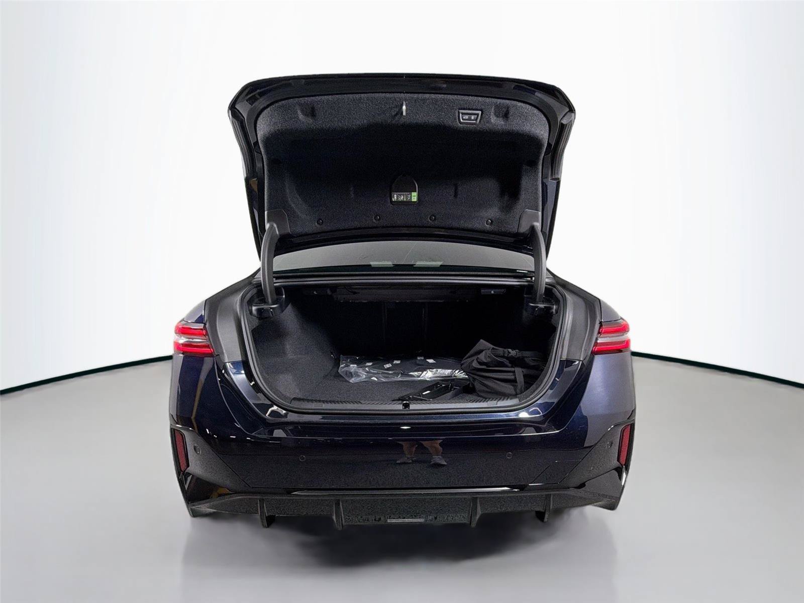 New 2026 BMW i5 AWD/4WD image 25