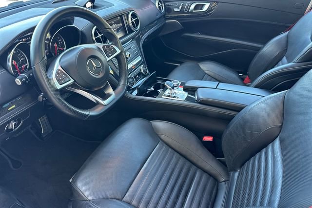 Used 2019 Mercedes-Benz SL 550 image 10