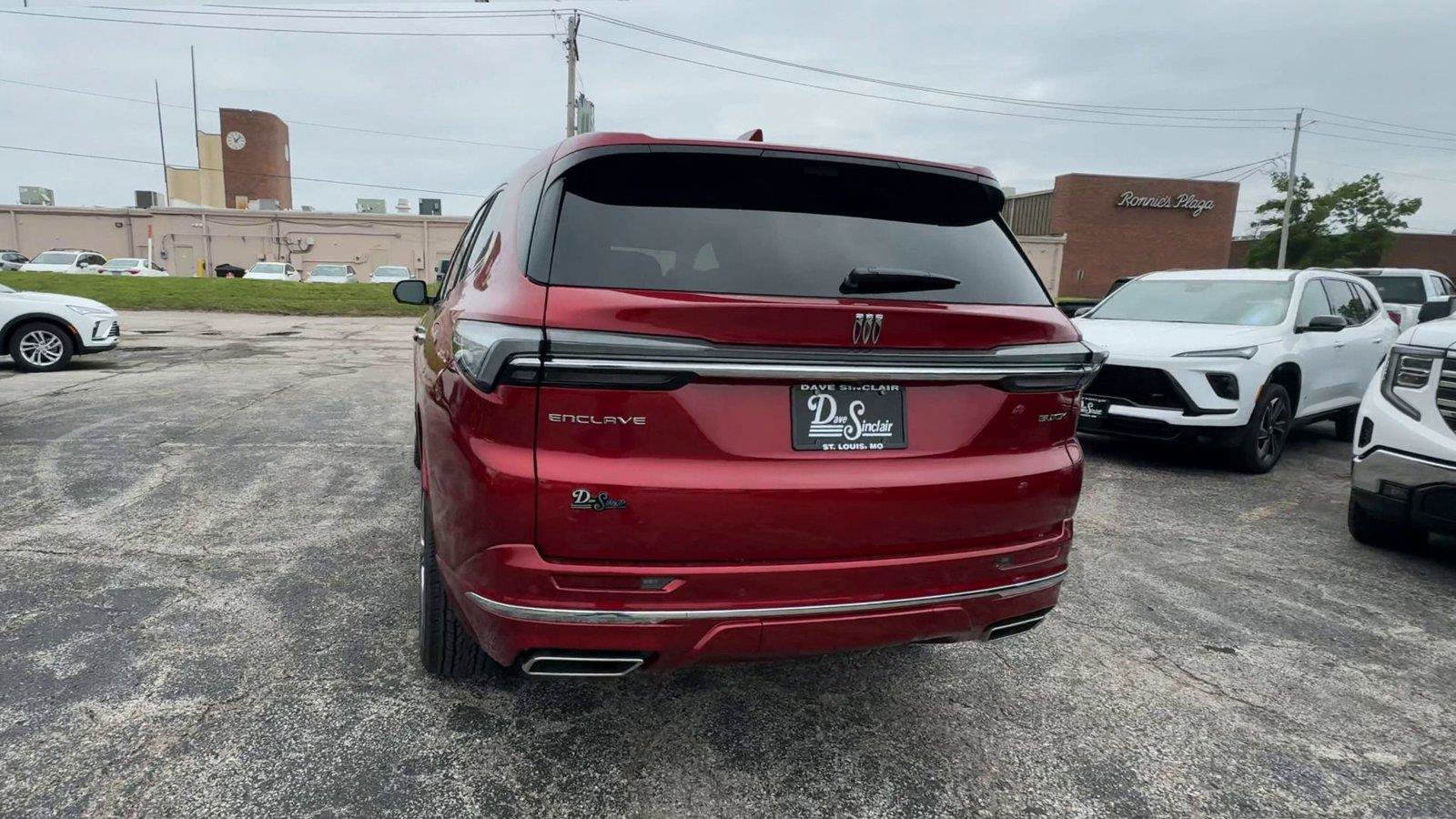 New 2026 Buick Enclave Avenir w/ Super Cruise Package FWD image 7