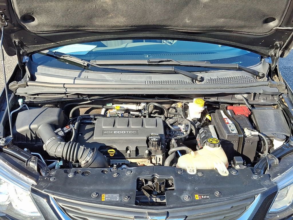 Used 2020 Chevrolet Sonic LT image 28