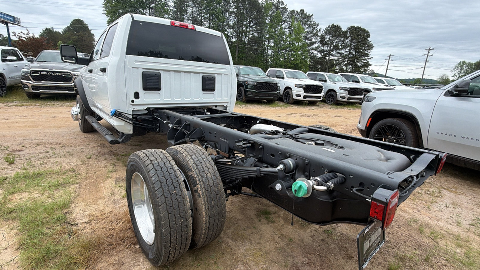 New 2026 RAM 5500 Tradesman w/ Chrome Appearance Group AWD/4WD image 10