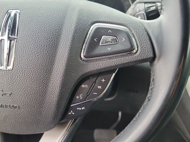Used 2017 Lincoln MKC Select w/ Select Plus Package FWD image 22