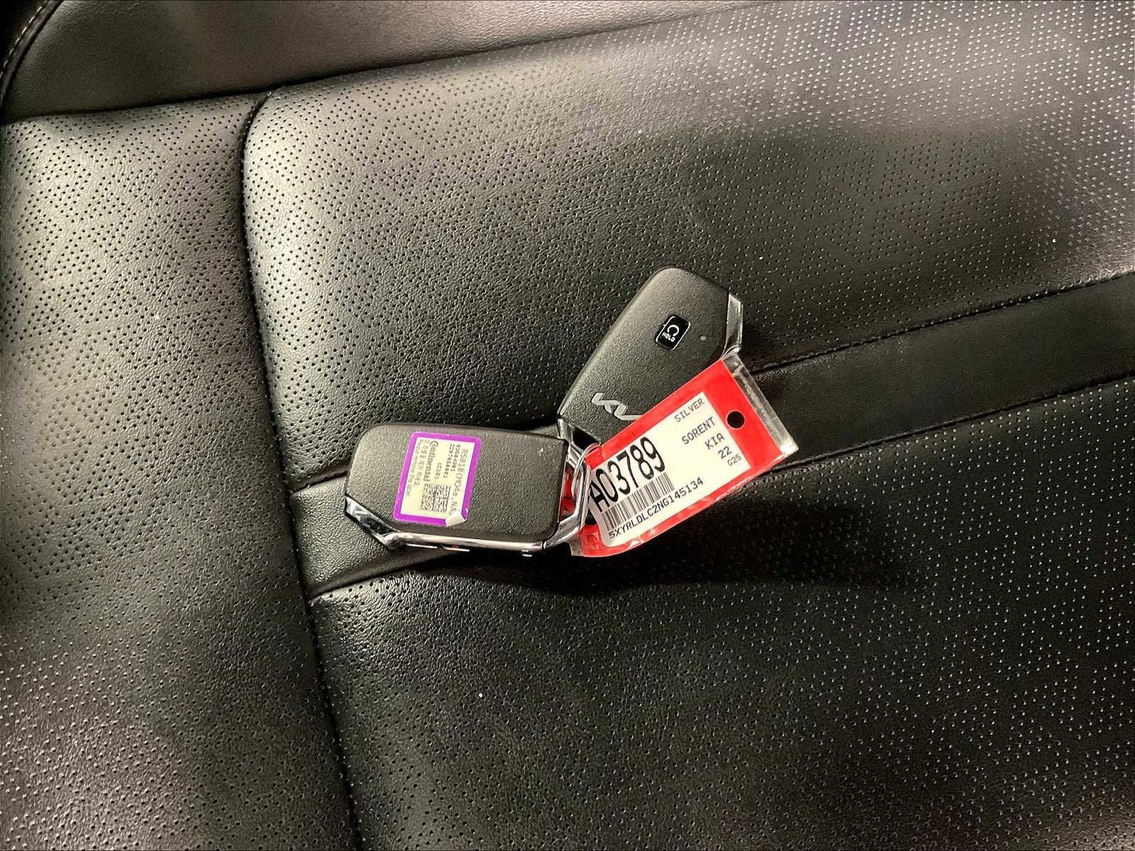 Used 2022 Kia Sorento S image 30