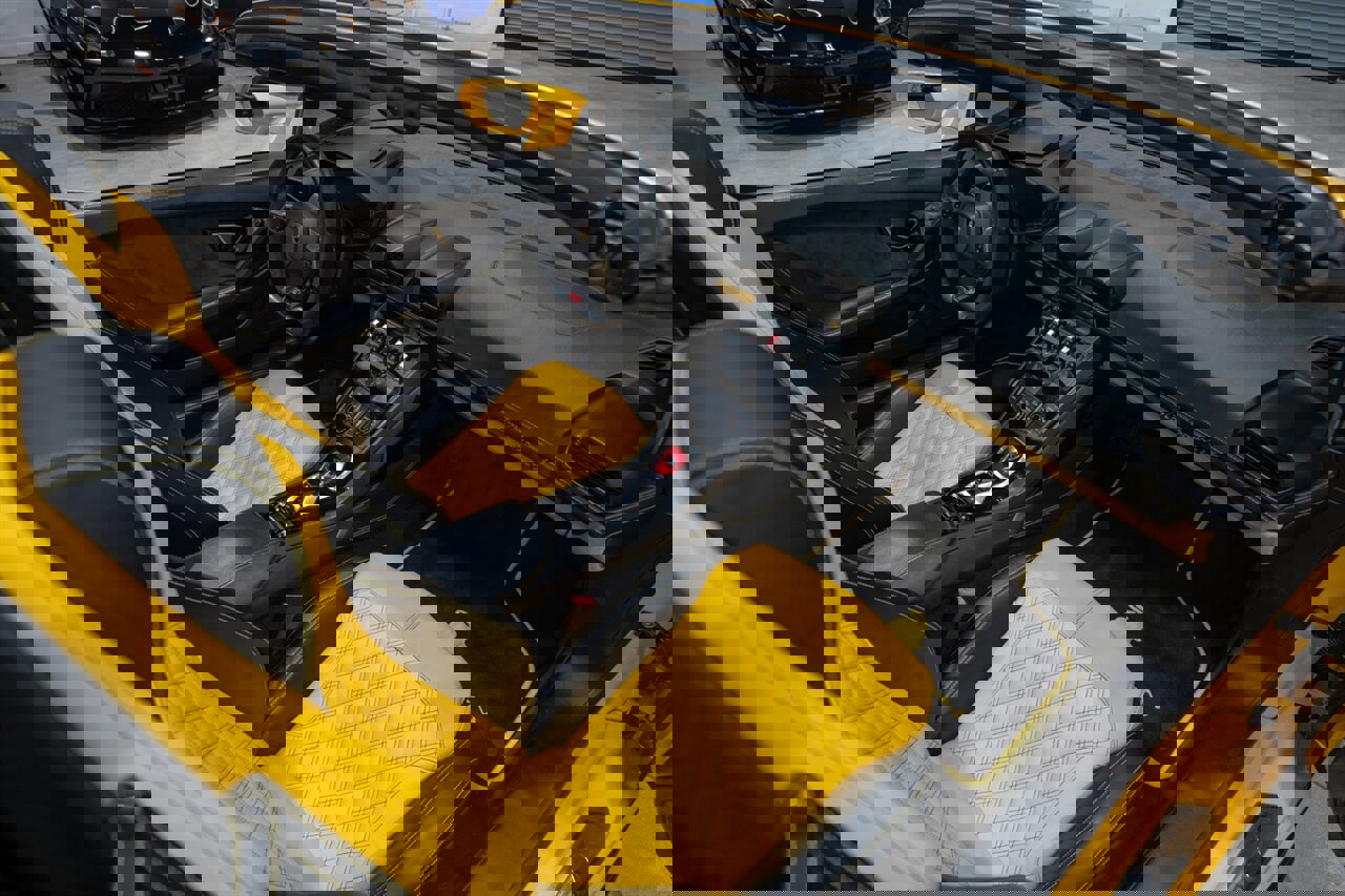 Used 2016 Lamborghini Huracan LP 610-4 image 30