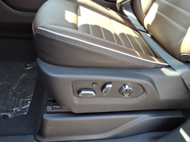 New 2027 GMC Yukon Denali Ultimate AWD/4WD image 14