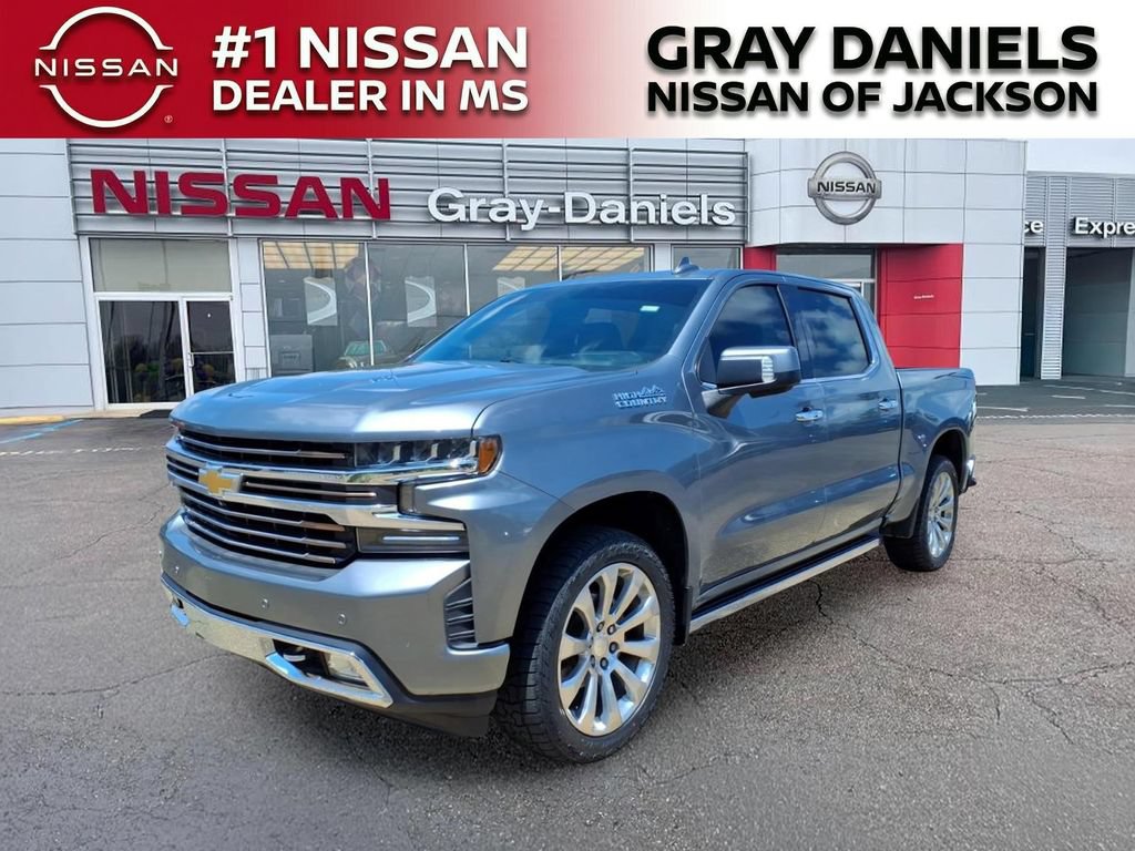 Used 2019 Chevrolet Silverado 1500 High Country w/ Technology Package AWD/4WD image 3