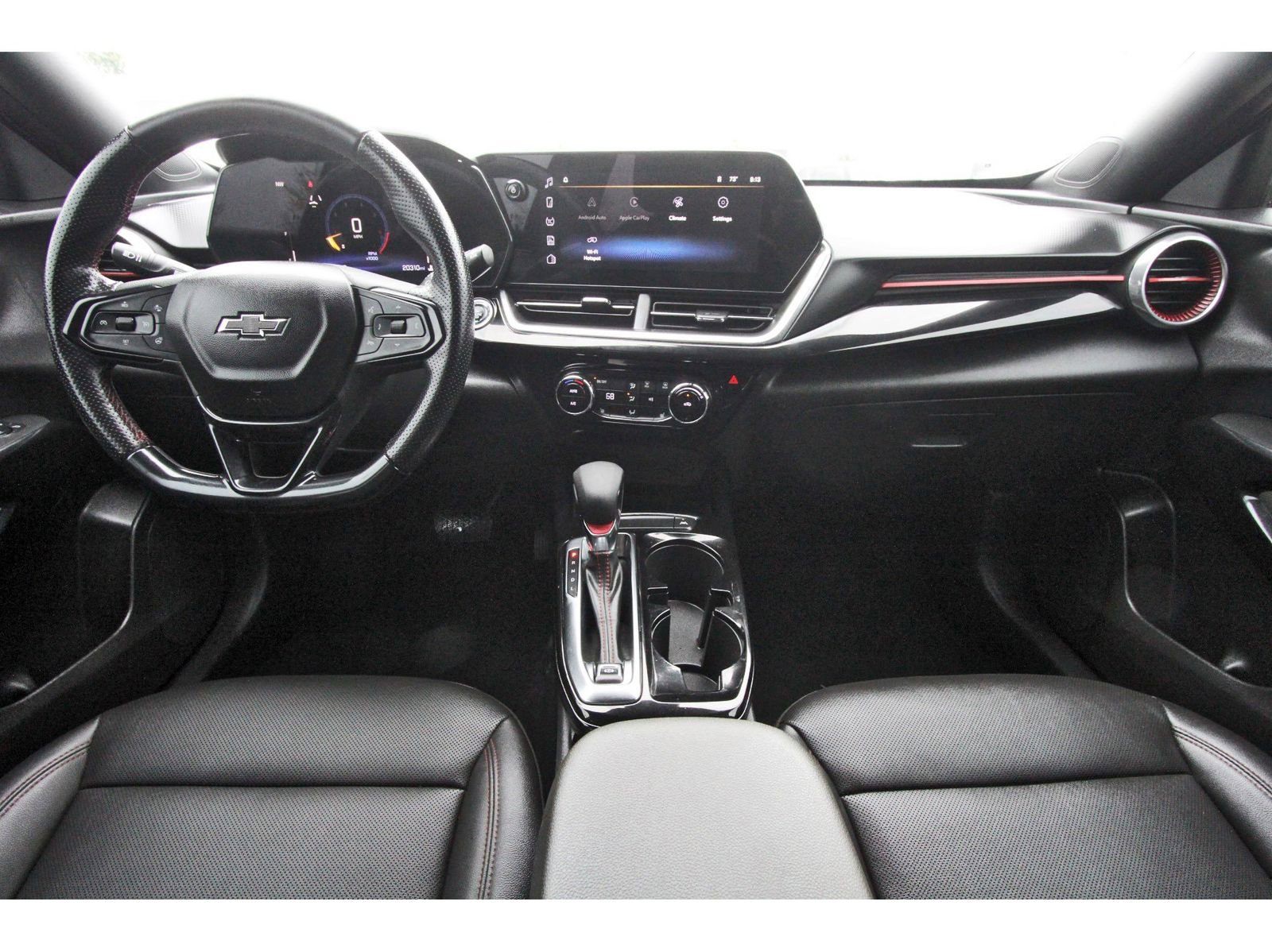 Used 2024 Chevrolet Trax RS w/ Driver Confidence Package image 12