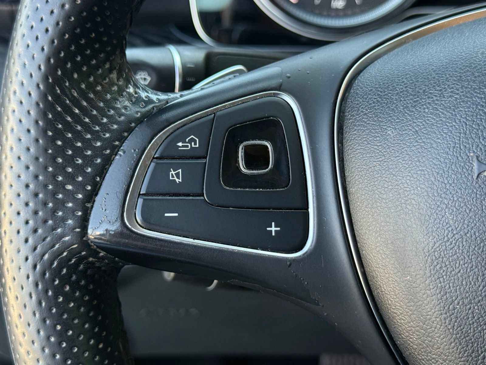Used 2018 Mercedes-Benz E 400 Cabriolet image 31