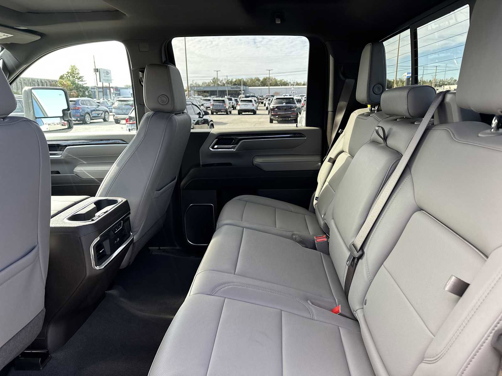 Used 2025 Chevrolet Silverado 2500 LTZ w/ Z71 Chrome Sport Edition image 30