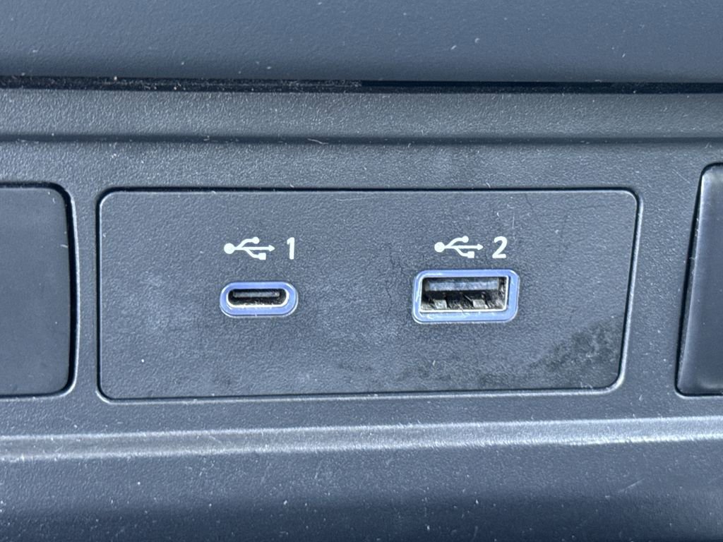 Certified 2022 Nissan Frontier SV RWD image 35