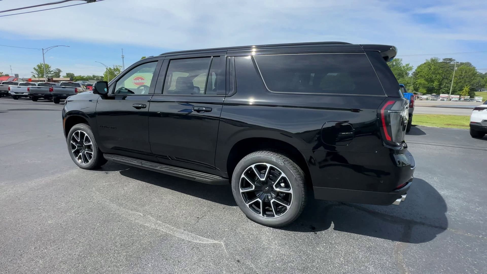 New 2026 Chevrolet Suburban RST w/ Comfort Package RWD image 6