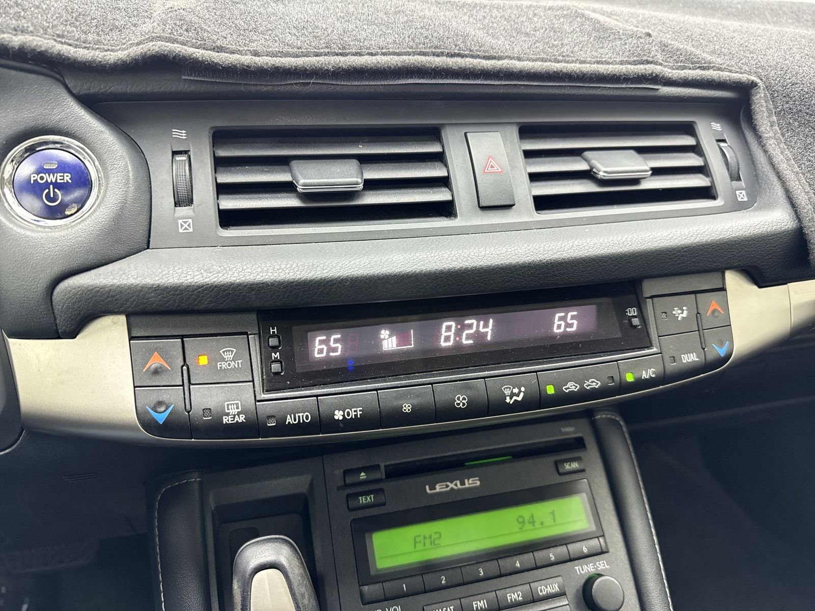 Used 2014 Lexus CT 200h image 18