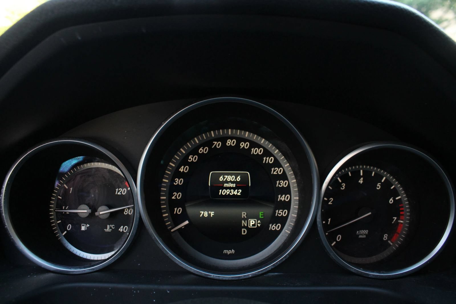 Used 2015 Mercedes-Benz E 350 4MATIC Sedan image 32