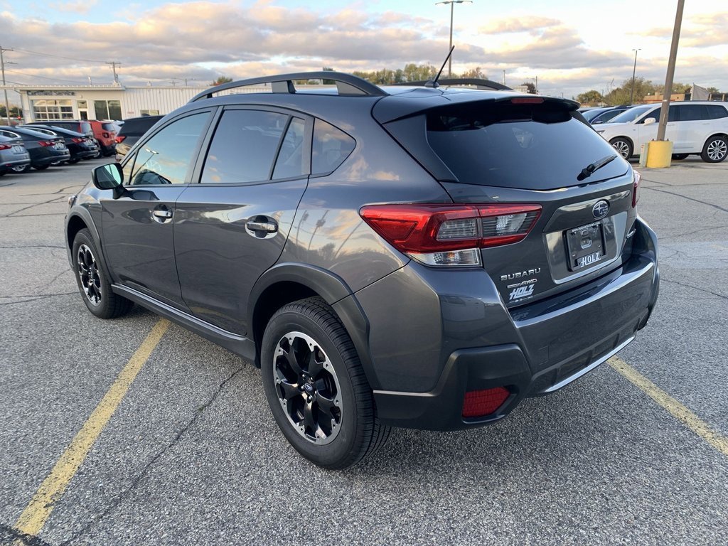 Used 2023 Subaru Crosstrek 2.0i image 5