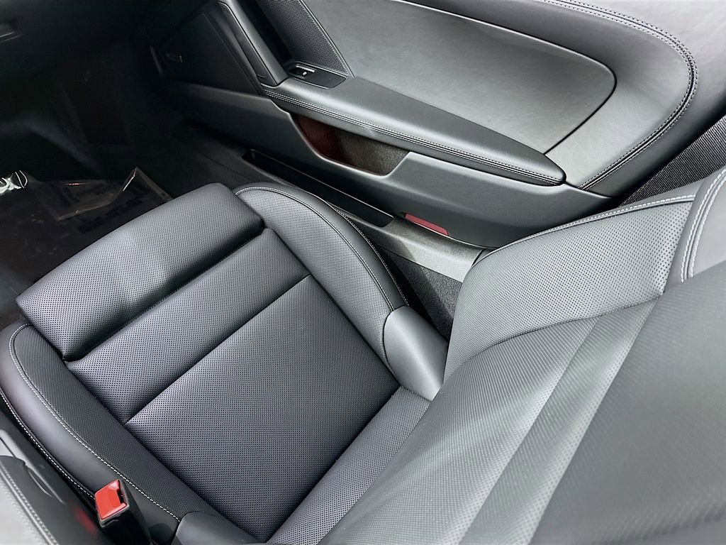 Certified 2025 Porsche 911 Carrera RWD image 25