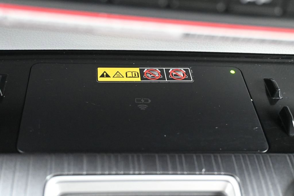 Used 2026 Toyota Sienna LE FWD image 23
