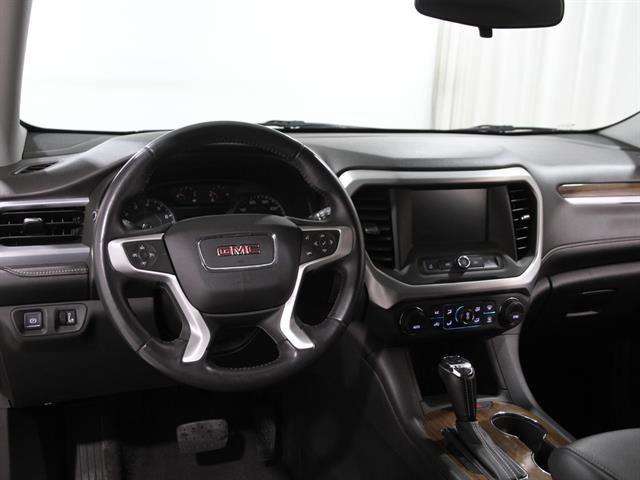 Used 2017 GMC Acadia SLE image 6