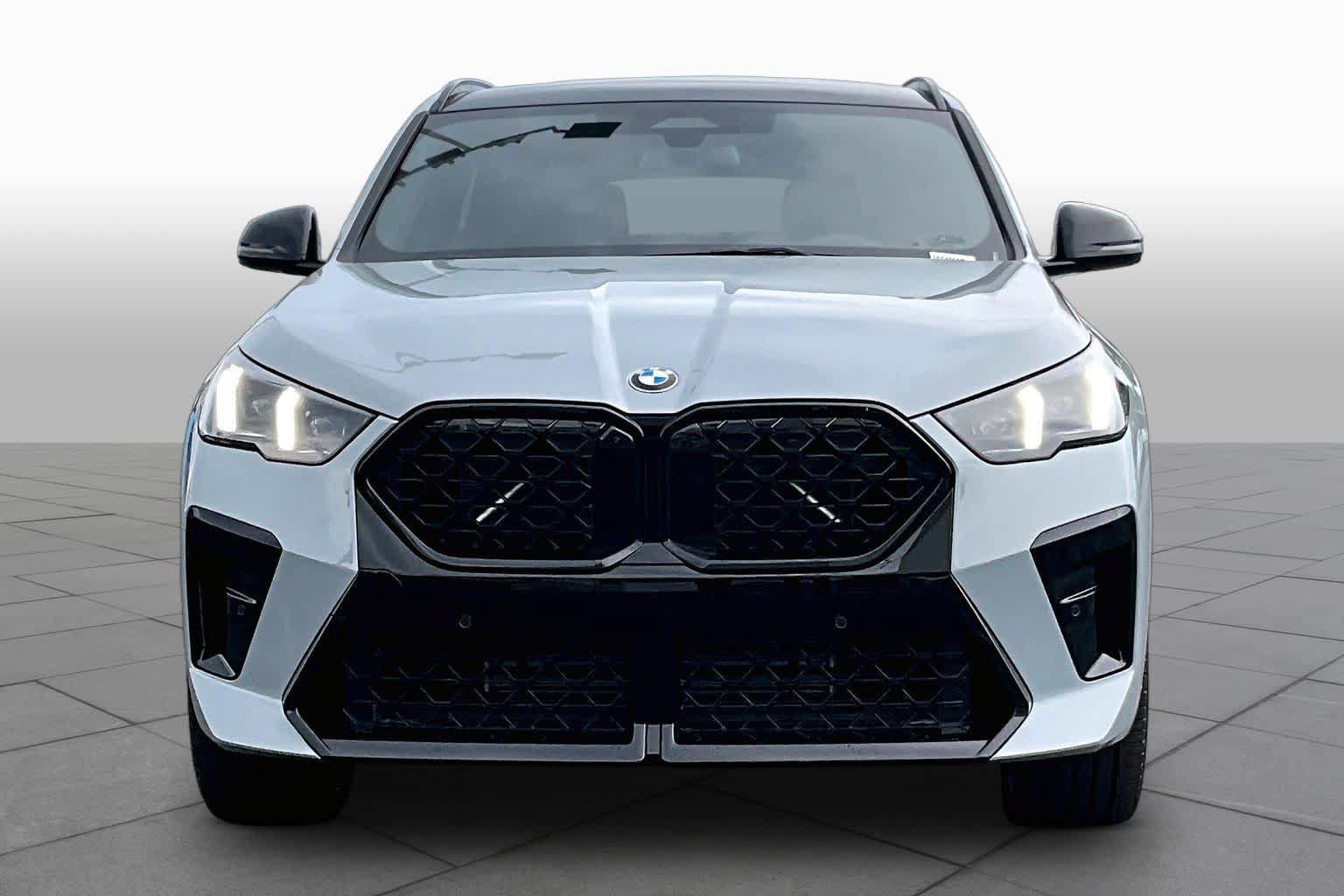 New 2026 BMW X2 xDrive28i w/ Technology Package AWD/4WD image 3