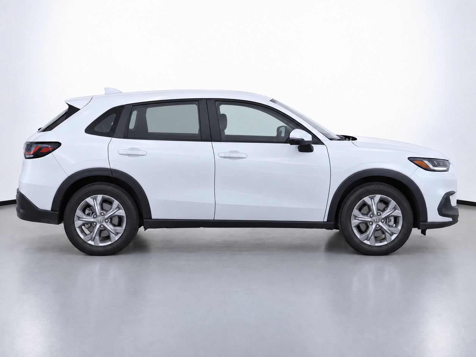 Used 2024 Honda HR-V LX image 4