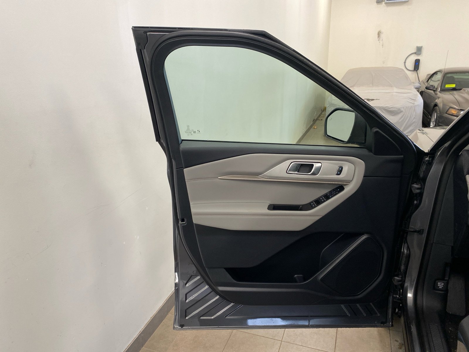 New 2026 Ford Explorer Active w/ Active Comfort Package AWD/4WD image 23