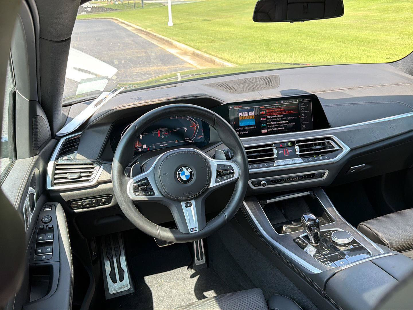 Used 2023 BMW X5 sDrive40i w/ M Sport Package RWD image 18