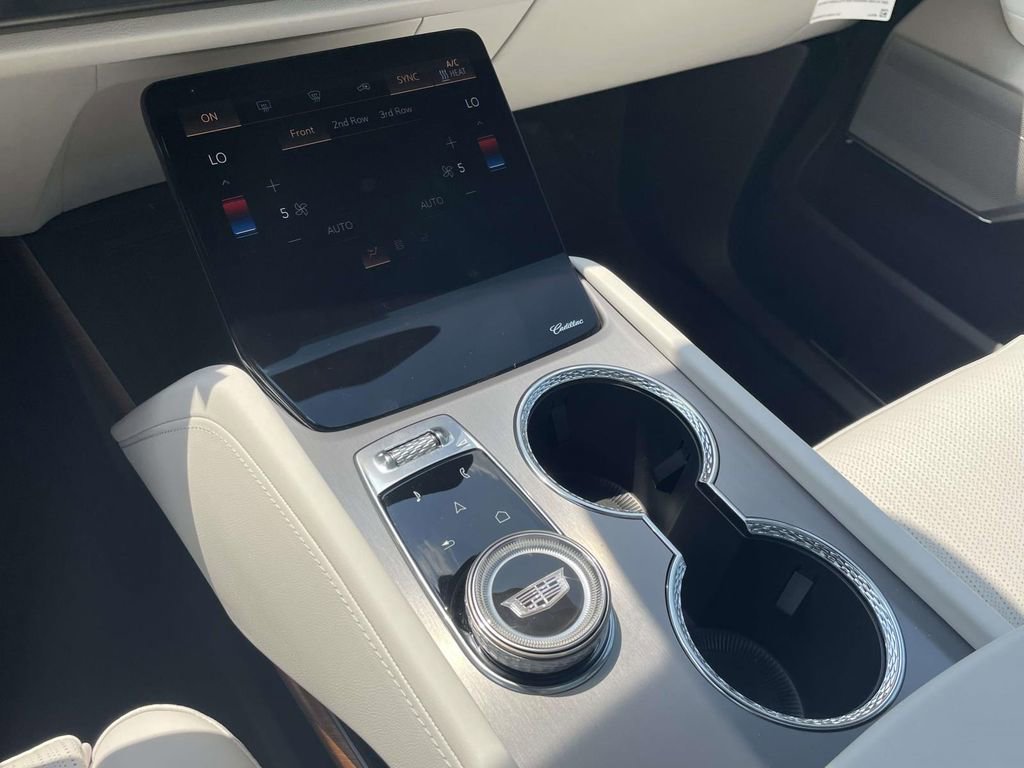 New 2026 Cadillac Vistiq Luxury w/ LPO, Premium Carpet Package image 26