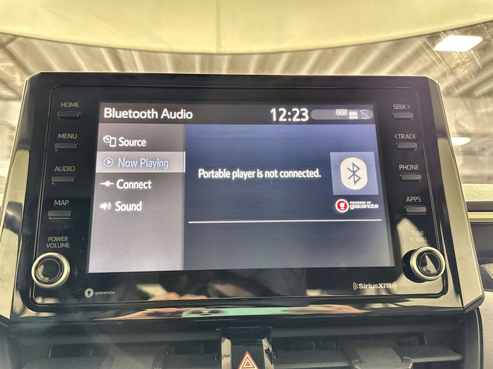 Used 2022 Toyota Corolla LE image 18