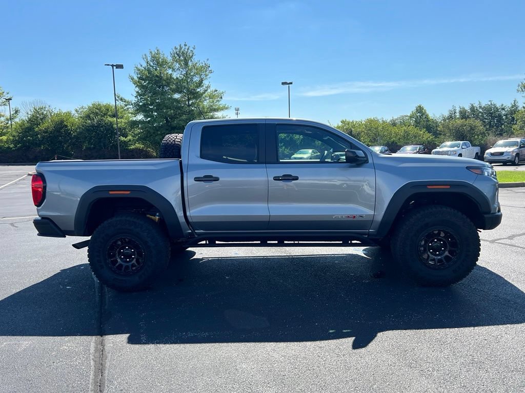 Used 2025 GMC Canyon AT4 w/ AT4X AEV Edition AWD/4WD image 5