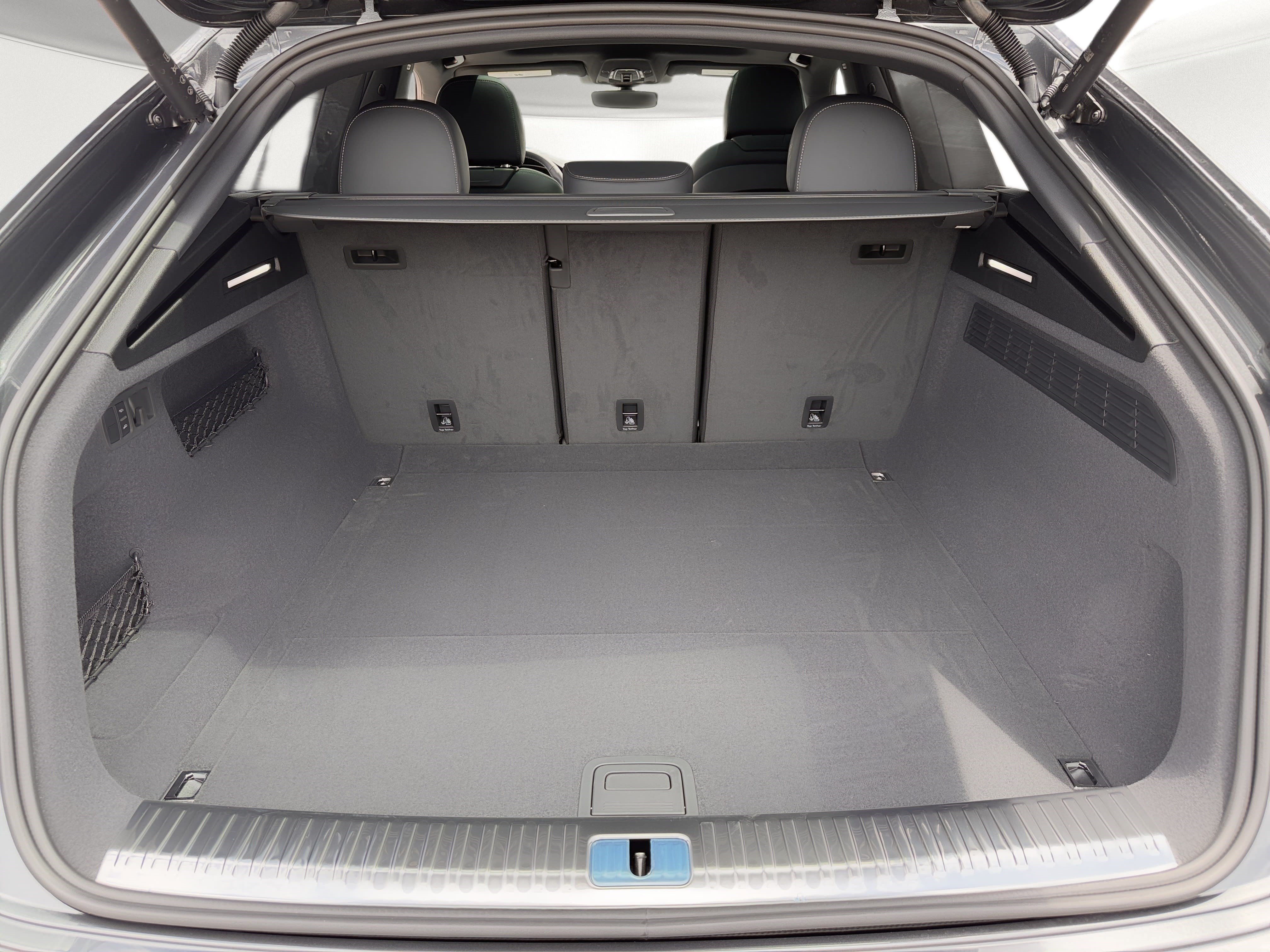 New 2027 Audi Q8 Prestige AWD/4WD image 13