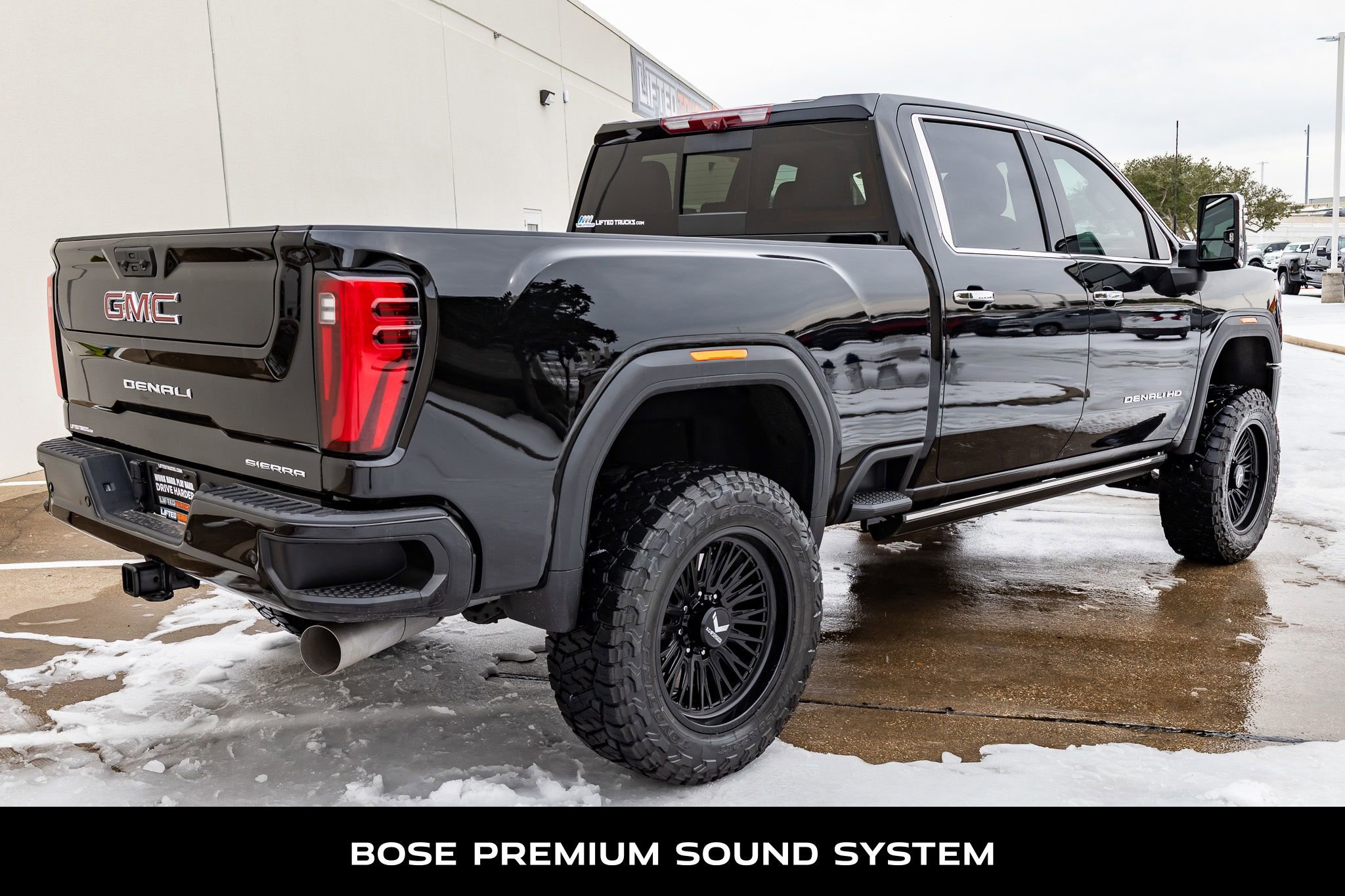 Used 2024 GMC Sierra 2500 Denali w/ Technology Package image 10