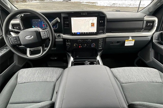 New 2025 Ford F250 XLT w/ Black Appearance Package image 5