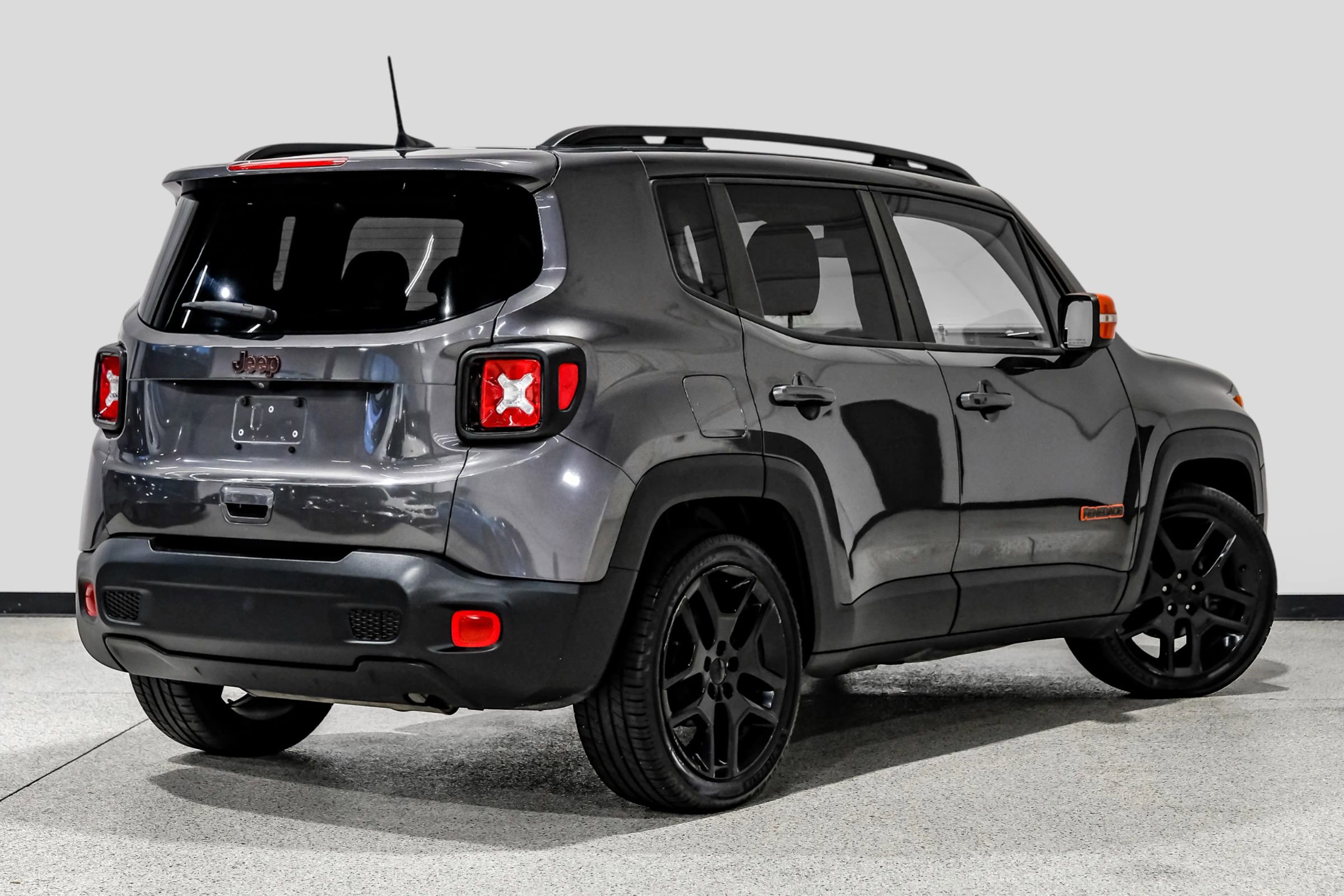 Used 2020 Jeep Renegade Latitude image 6