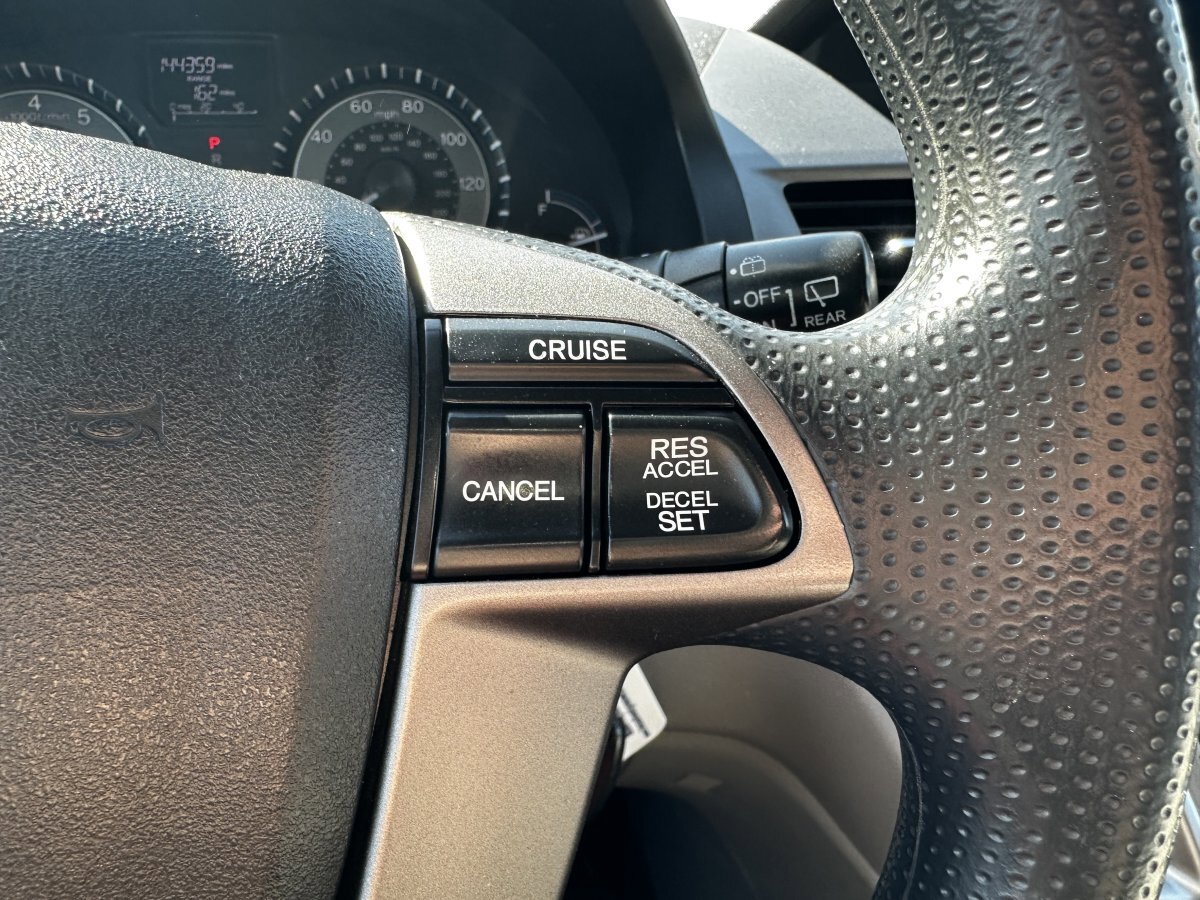 Used 2013 Honda Odyssey LX image 29