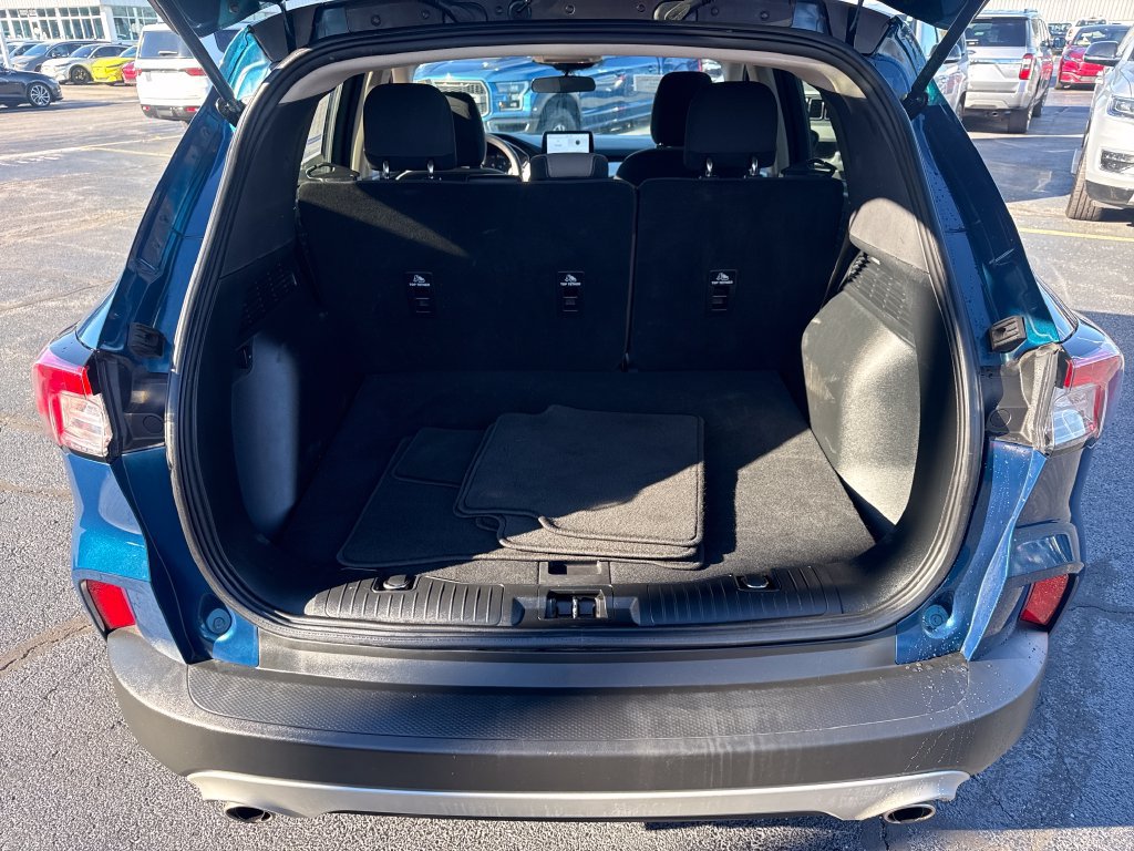 Used 2020 Ford Escape SE FWD image 10