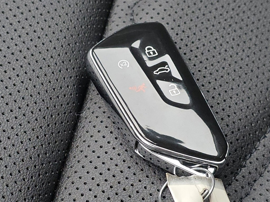 New 2024 Volkswagen Atlas SE image 17